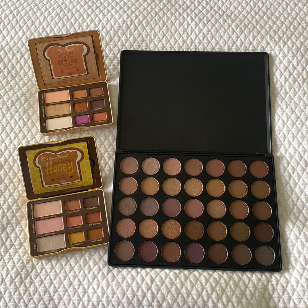 Bundle of Eyeshadow palettes
